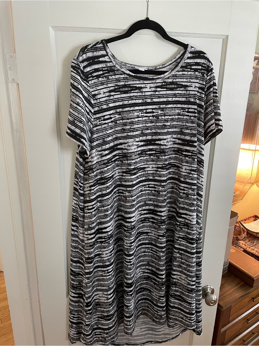 Lularoe Carly, Black and White Striped Women’s Swing Dress- Never worn